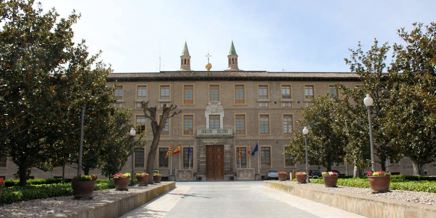 Oposiciones-de-auxiliares-y-administrativos-en-Aragon